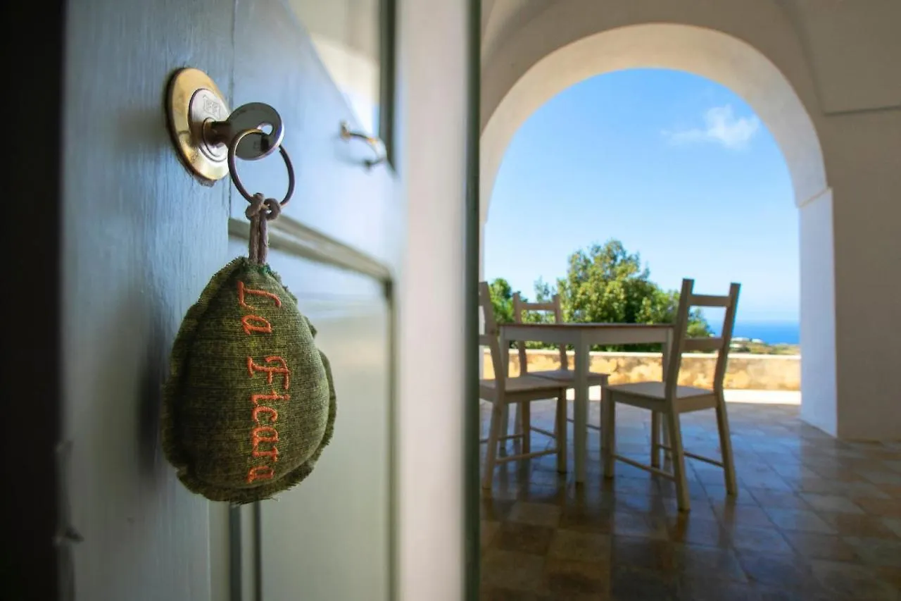 Villa Il Mulino di Scauri Scauri  0*, Scauri (Sicily)